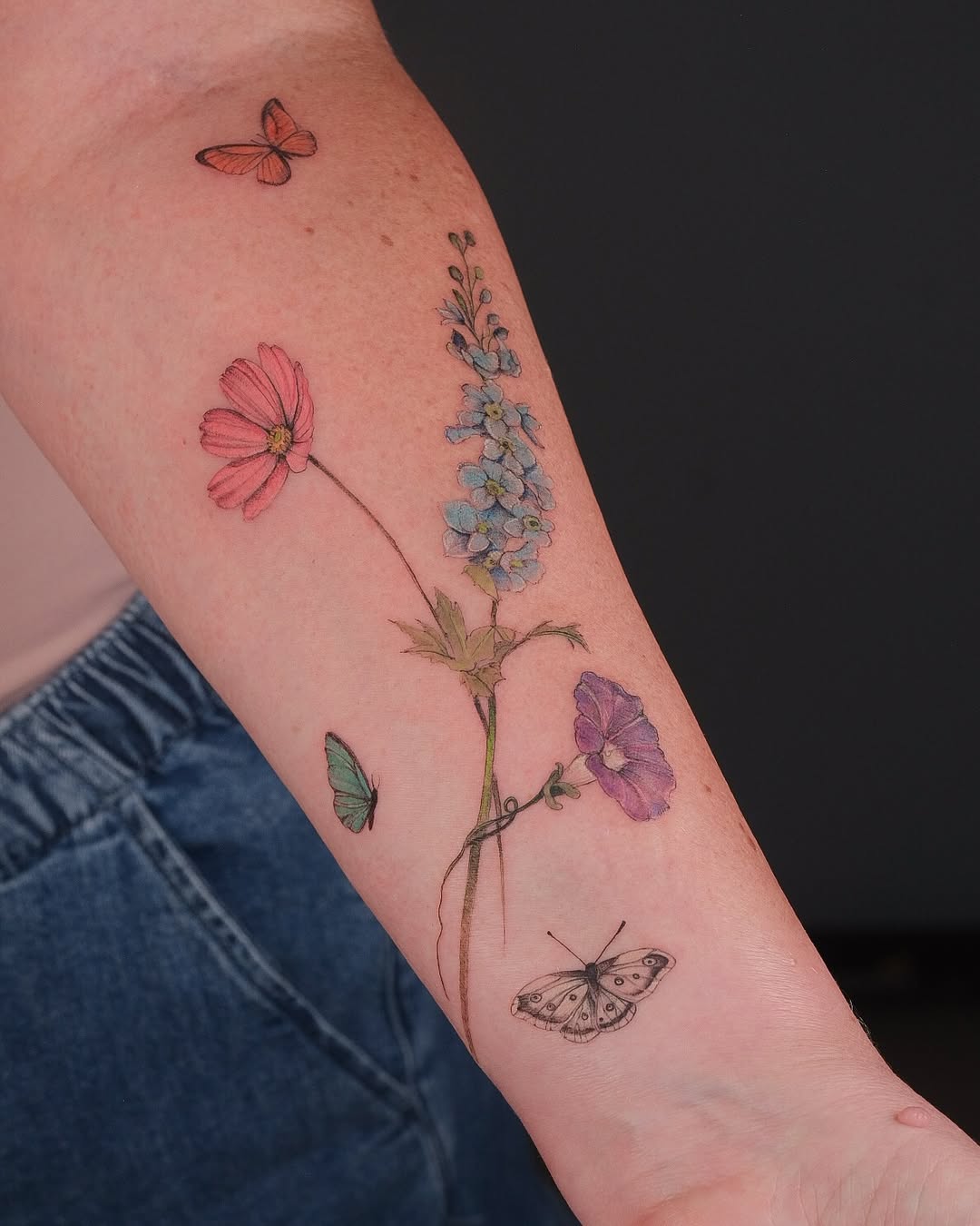 31 Cosmos Flower Tattoo Ideas: Delicate Symbolism With Modern Elegance