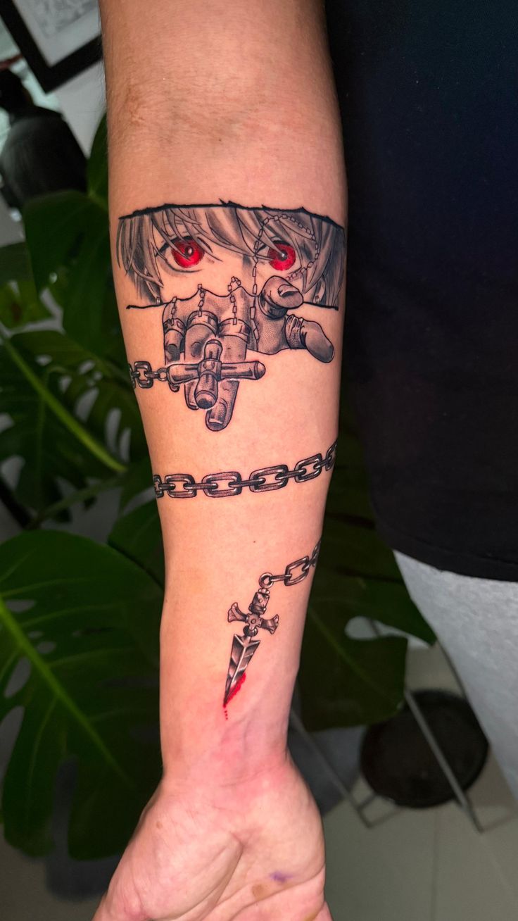 30 Chain Tattoo Ideas: The Bold Body-Armor Trend With Endless Meanings