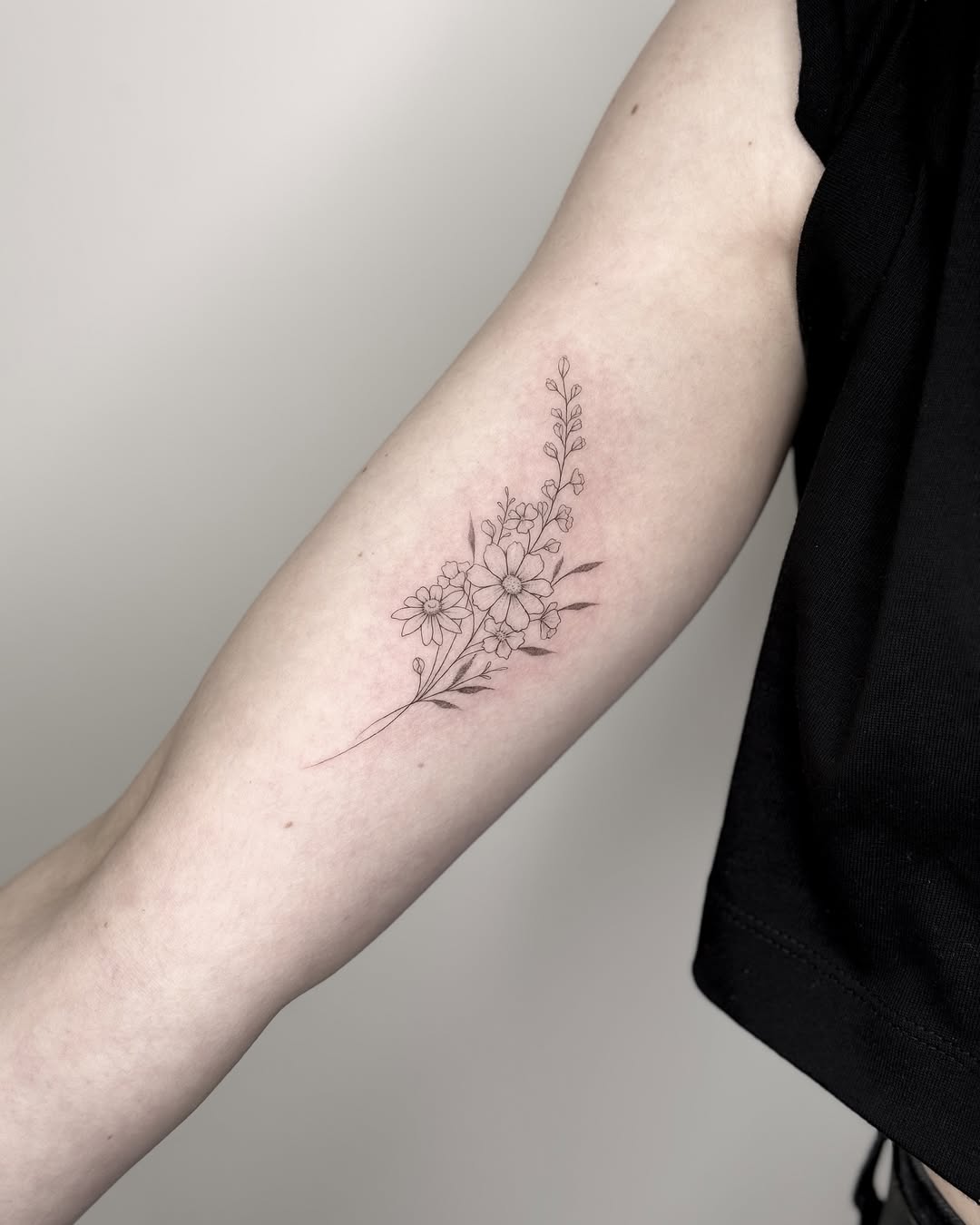 31 Cosmos Flower Tattoo Ideas: Delicate Symbolism With Modern Elegance