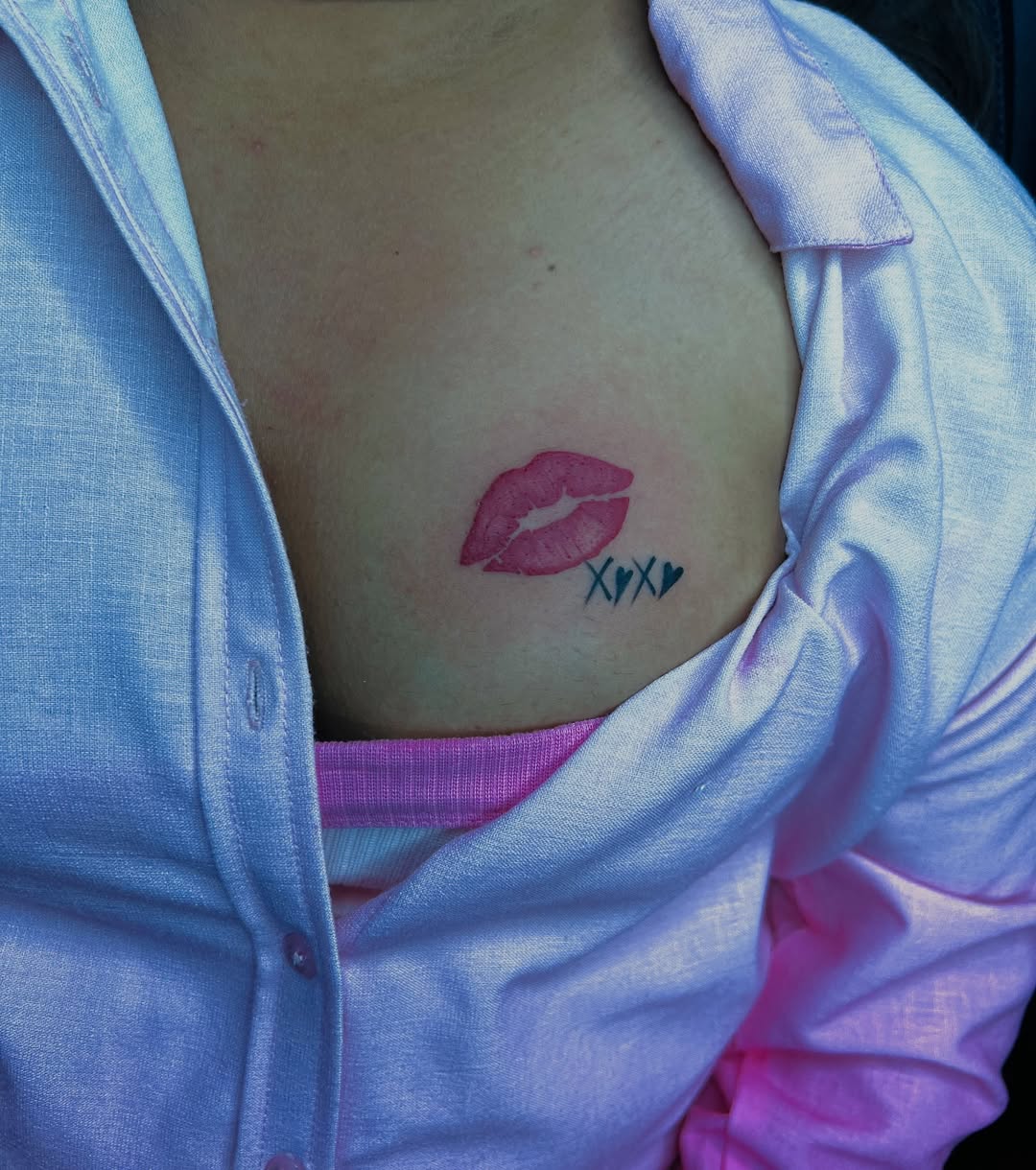 32 Lips Tattoo Ideas: Bold Kisses, Subtle Statements, and Timeless Designs