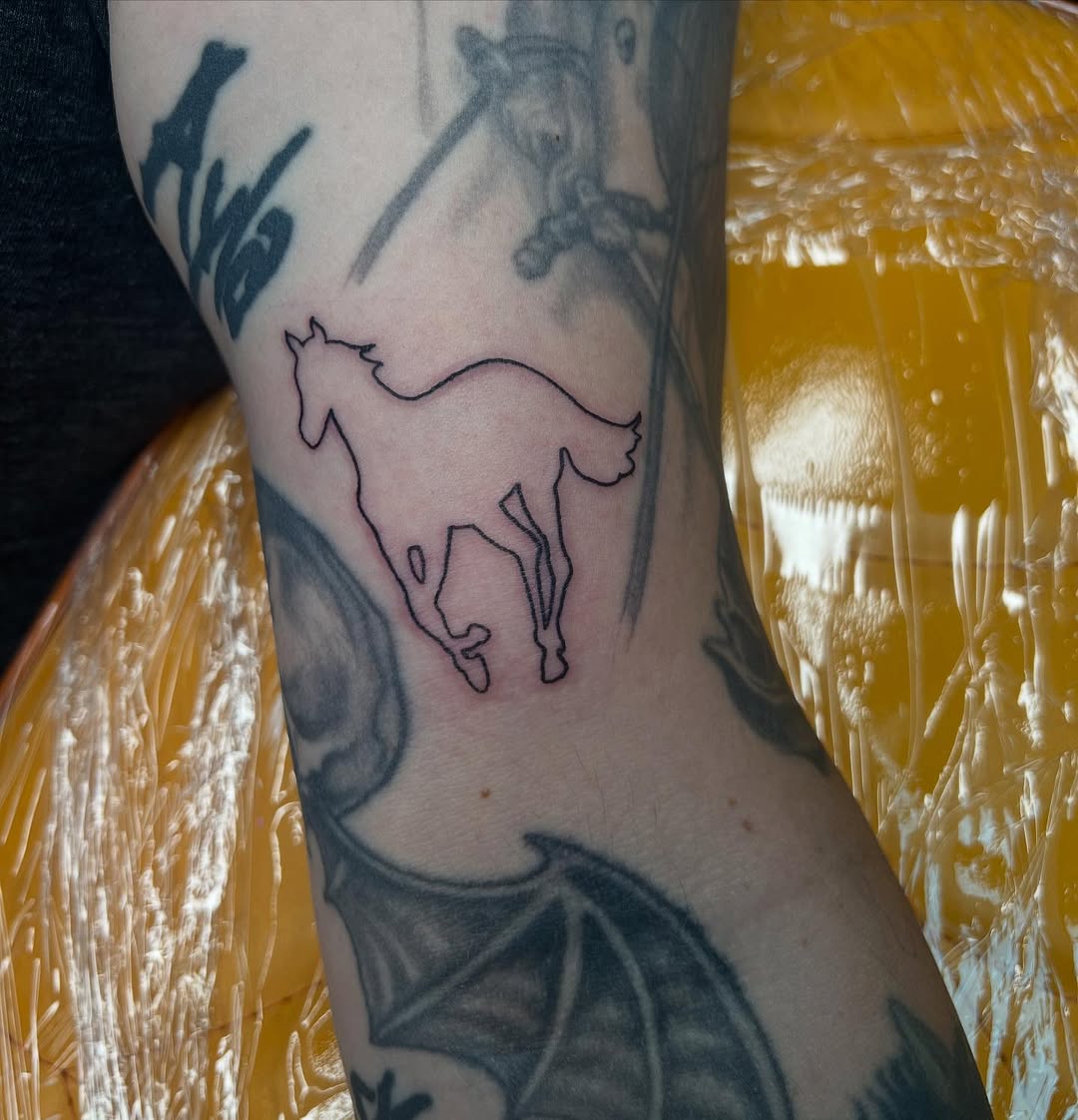 29 Deftones Tattoo Ideas: Minimal Symbols, Heavy Meaning