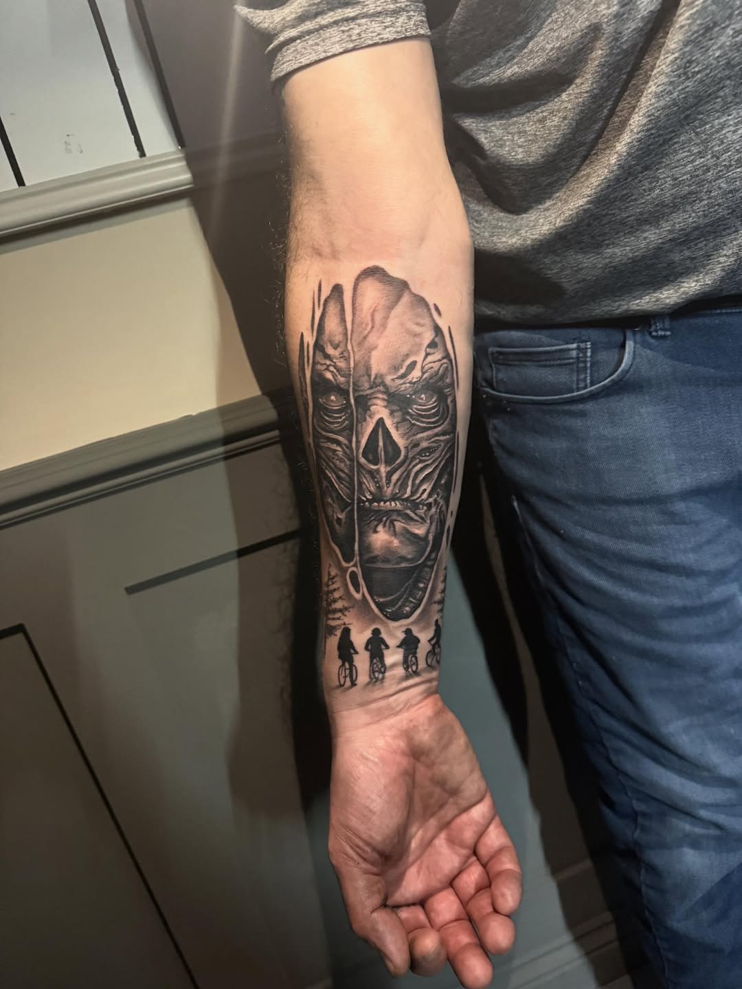 28 Stranger Things Tattoo Ideas That Go Beyond Fandom