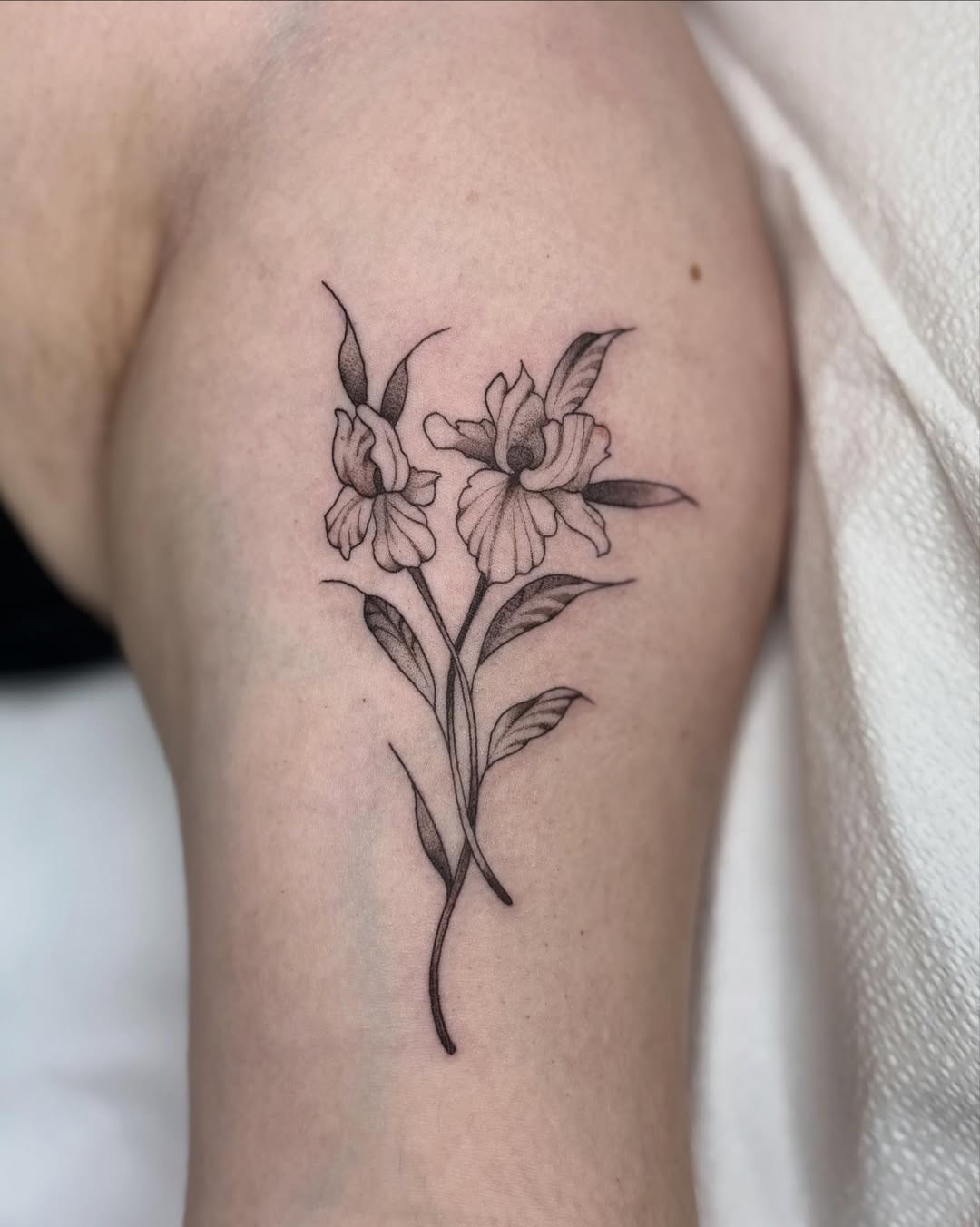 31 First Tattoo Ideas: Thoughtful, Simple Designs You&rsquo;ll Never Regret