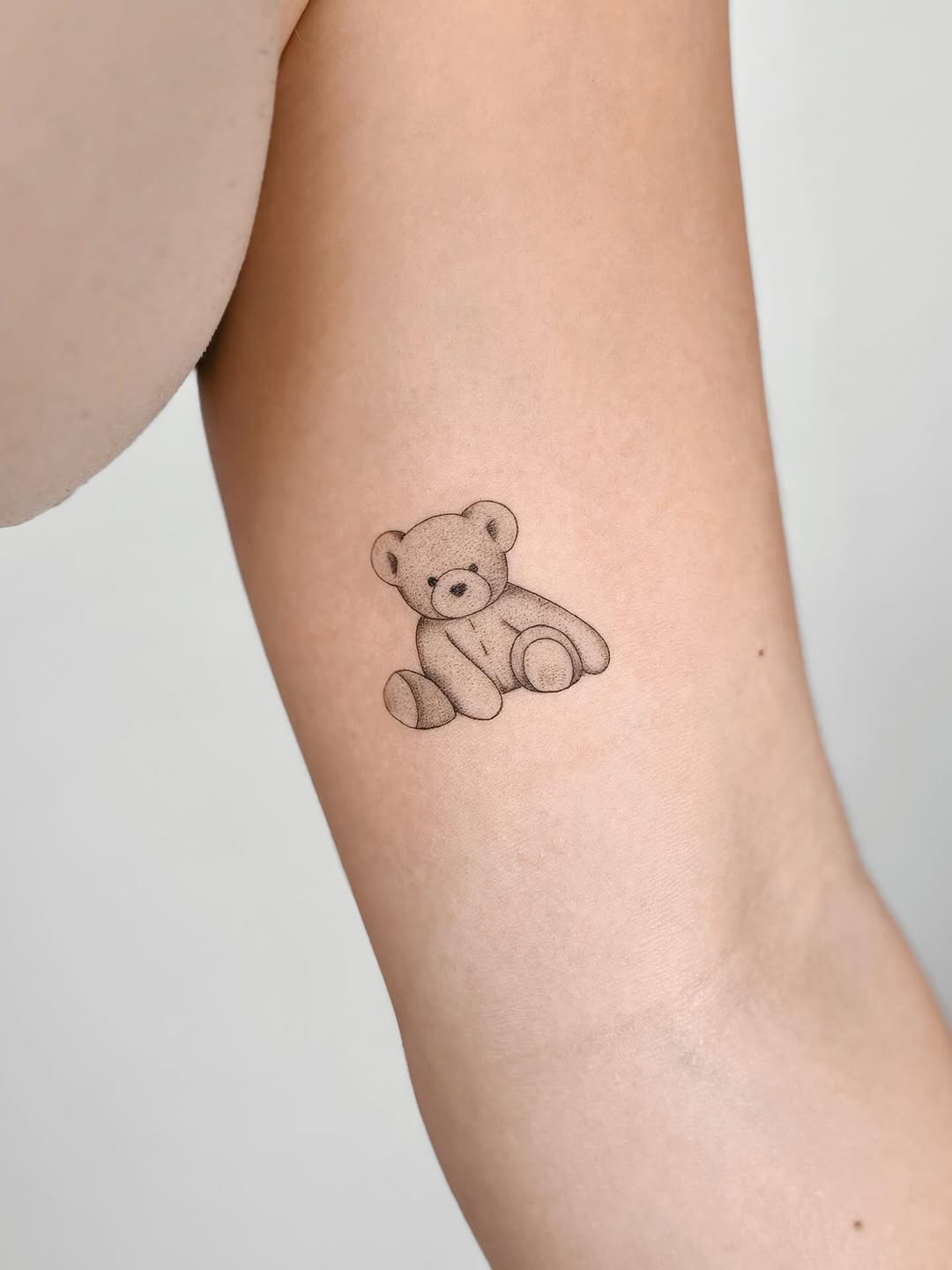 32 Teddy Bear Tattoo Ideas: Cute Tiny Fine Line Designs for Men & Women, From Childhood Stencils to Traditional Styles