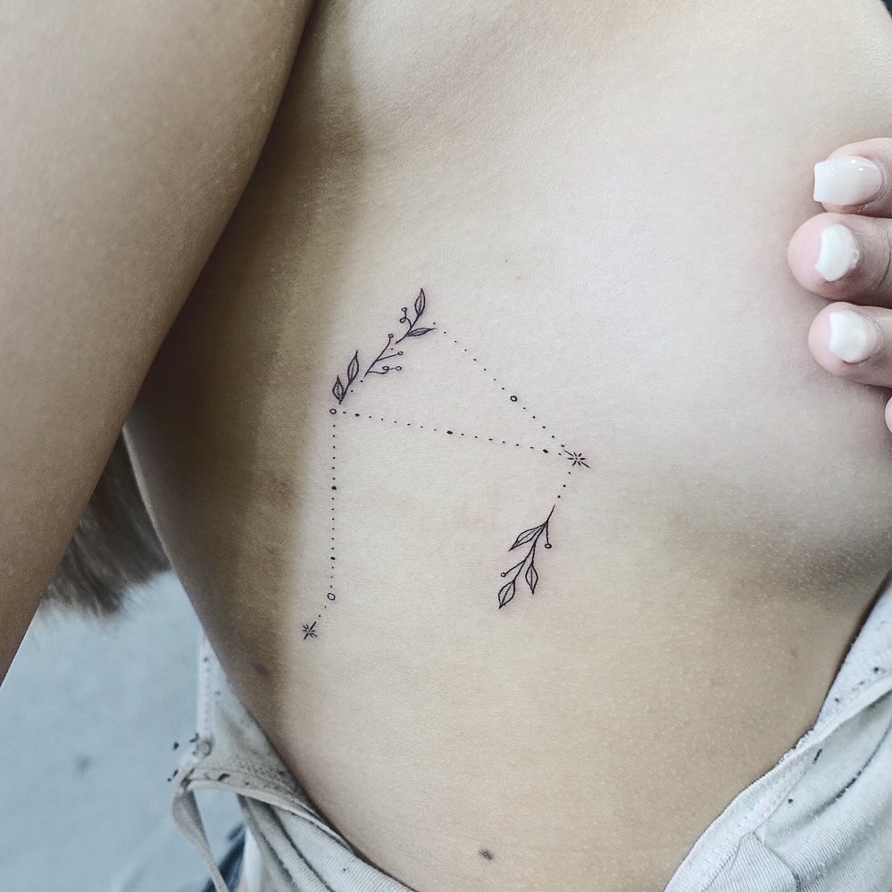 30 Rib Tattoo Ideas: A Stylish, Intimate Canvas for Bold Self-Expression