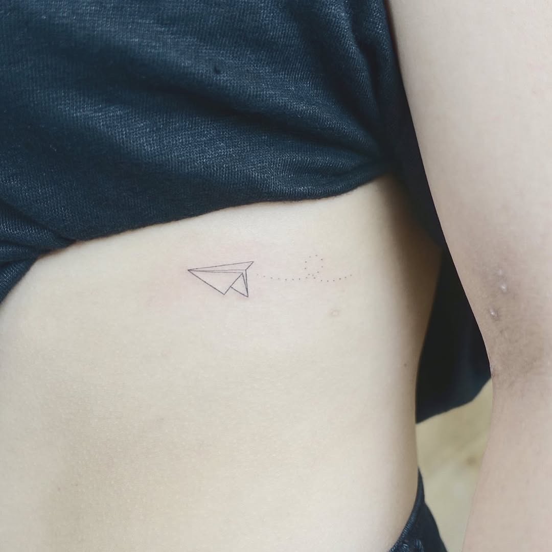 30 Rib Tattoo Ideas: A Stylish, Intimate Canvas for Bold Self-Expression