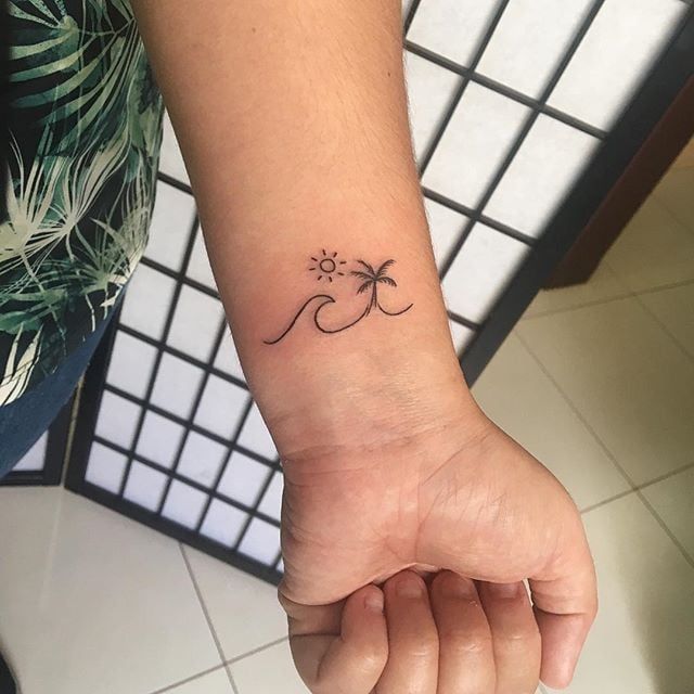 30 Beach Tattoo Ideas: Ocean-Inspired Designs That Feel Like a Permanent Vacation