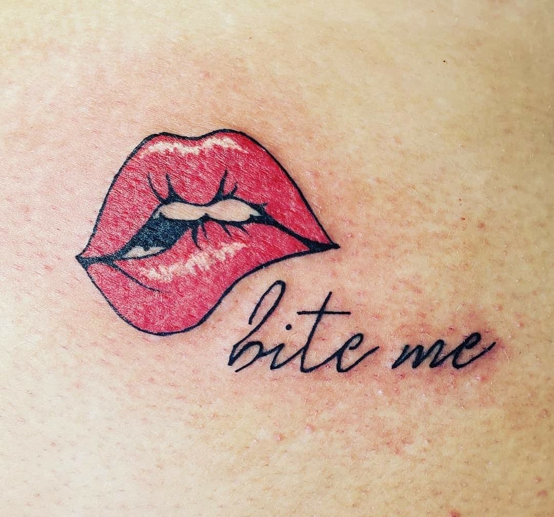 32 Lips Tattoo Ideas: Bold Kisses, Subtle Statements, and Timeless Designs