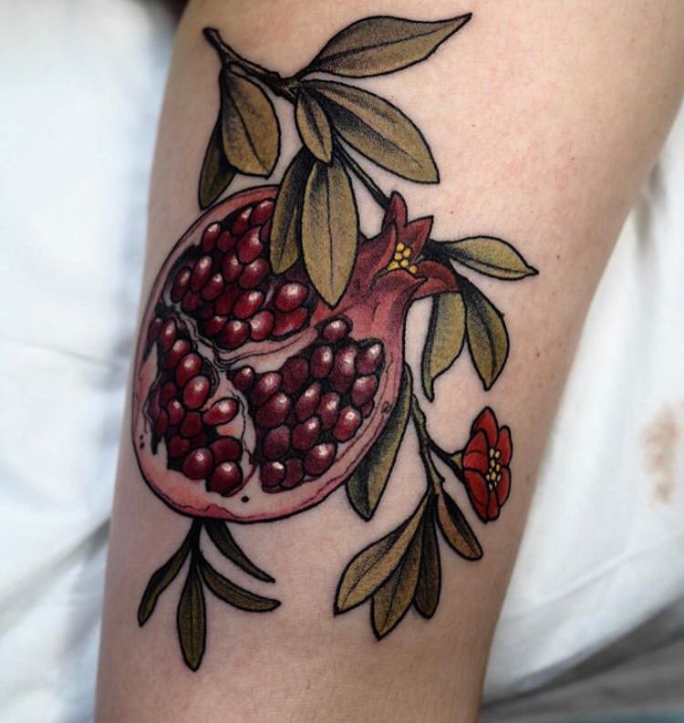 30 Pomegranate Tattoo Ideas: From Ancient Symbolism to Modern Ink