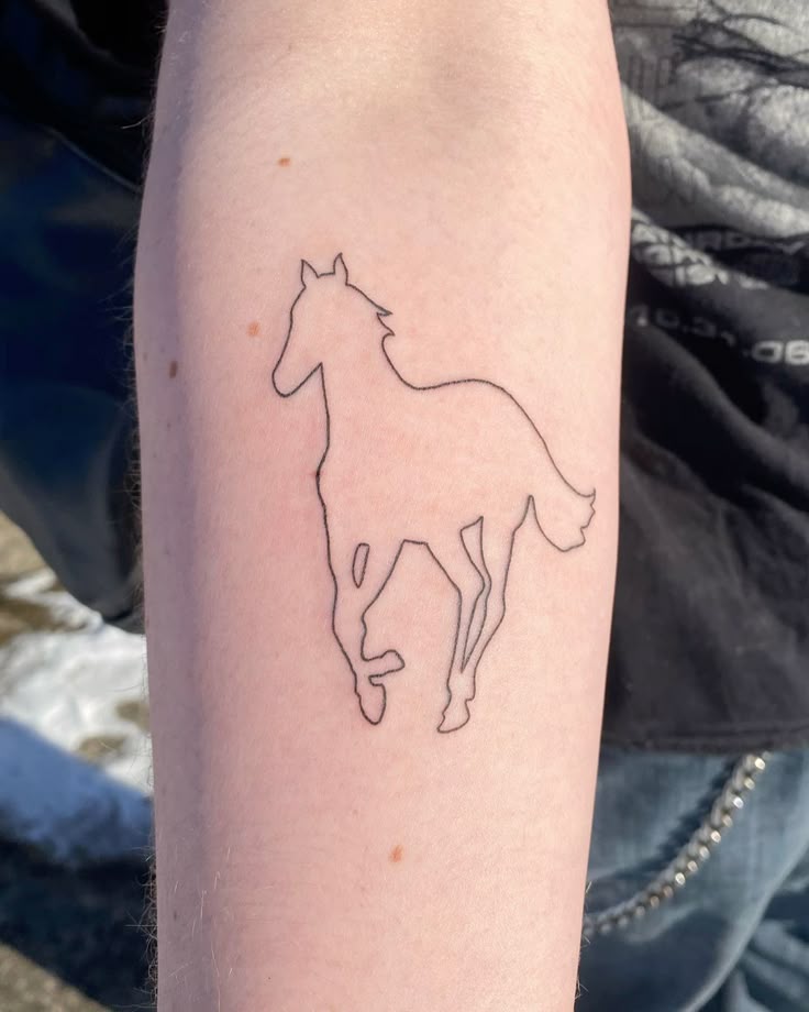 29 Deftones Tattoo Ideas: Minimal Symbols, Heavy Meaning