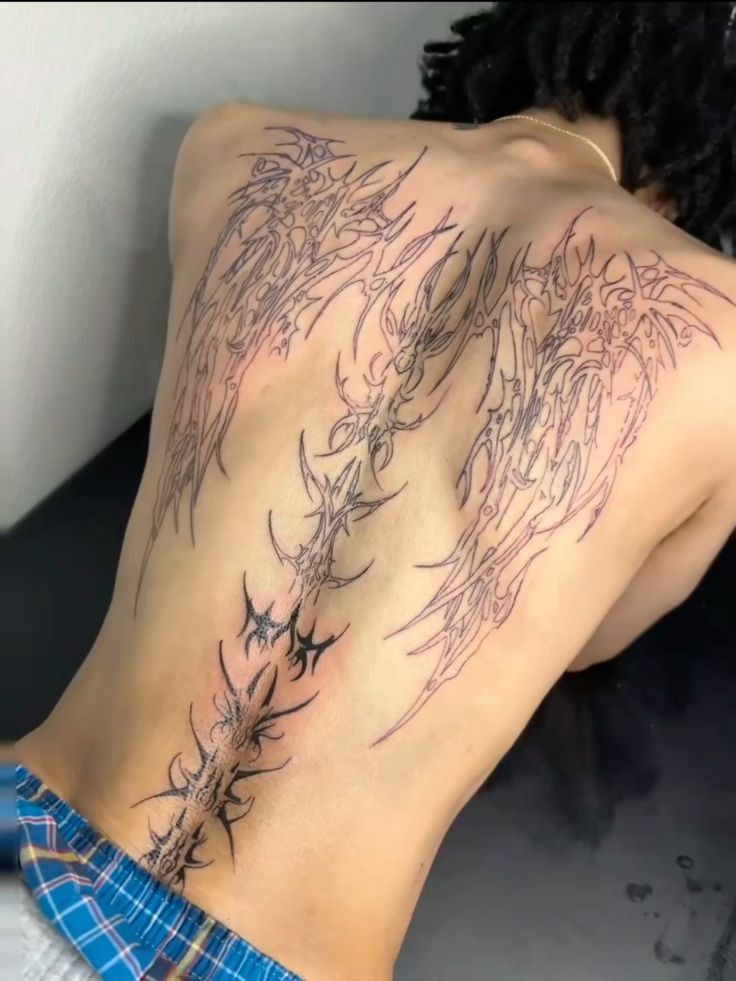 30 Back Tattoo for Men: Power, Symbolism, and Modern Design Language