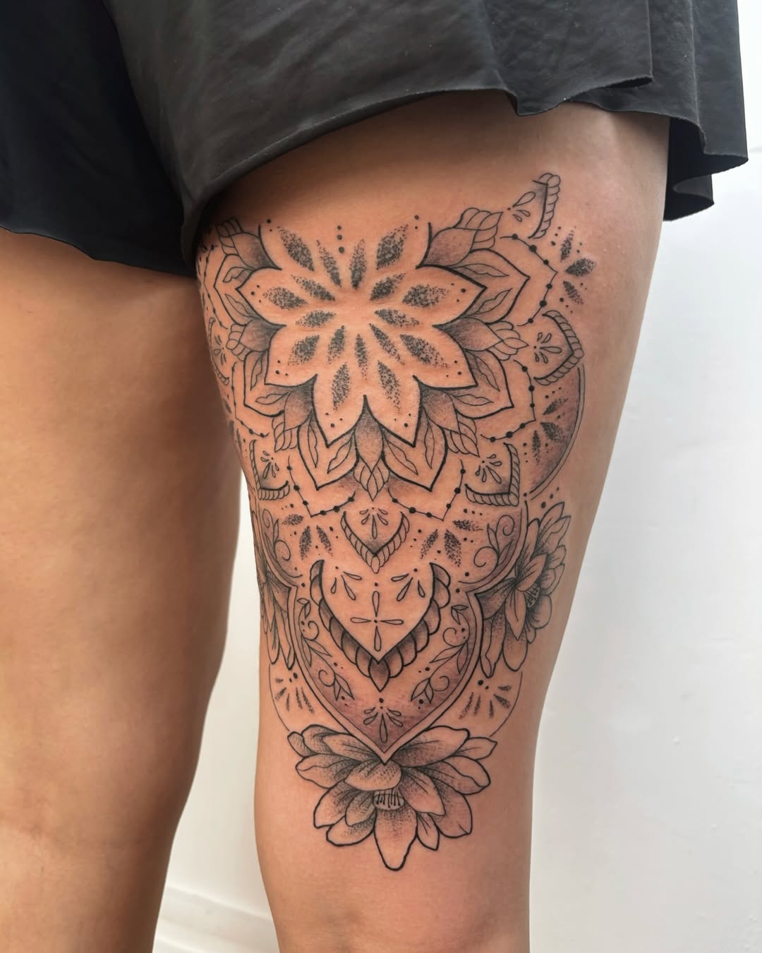 28 Back Of Thigh Tattoo Ideas: Feminine, Bold & Unforgettable Designs For Women