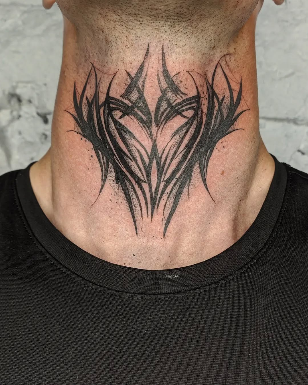 27 Throat Tattoo Ideas: Bold Statements, Floral Elegance, and Dark Ornamental Power