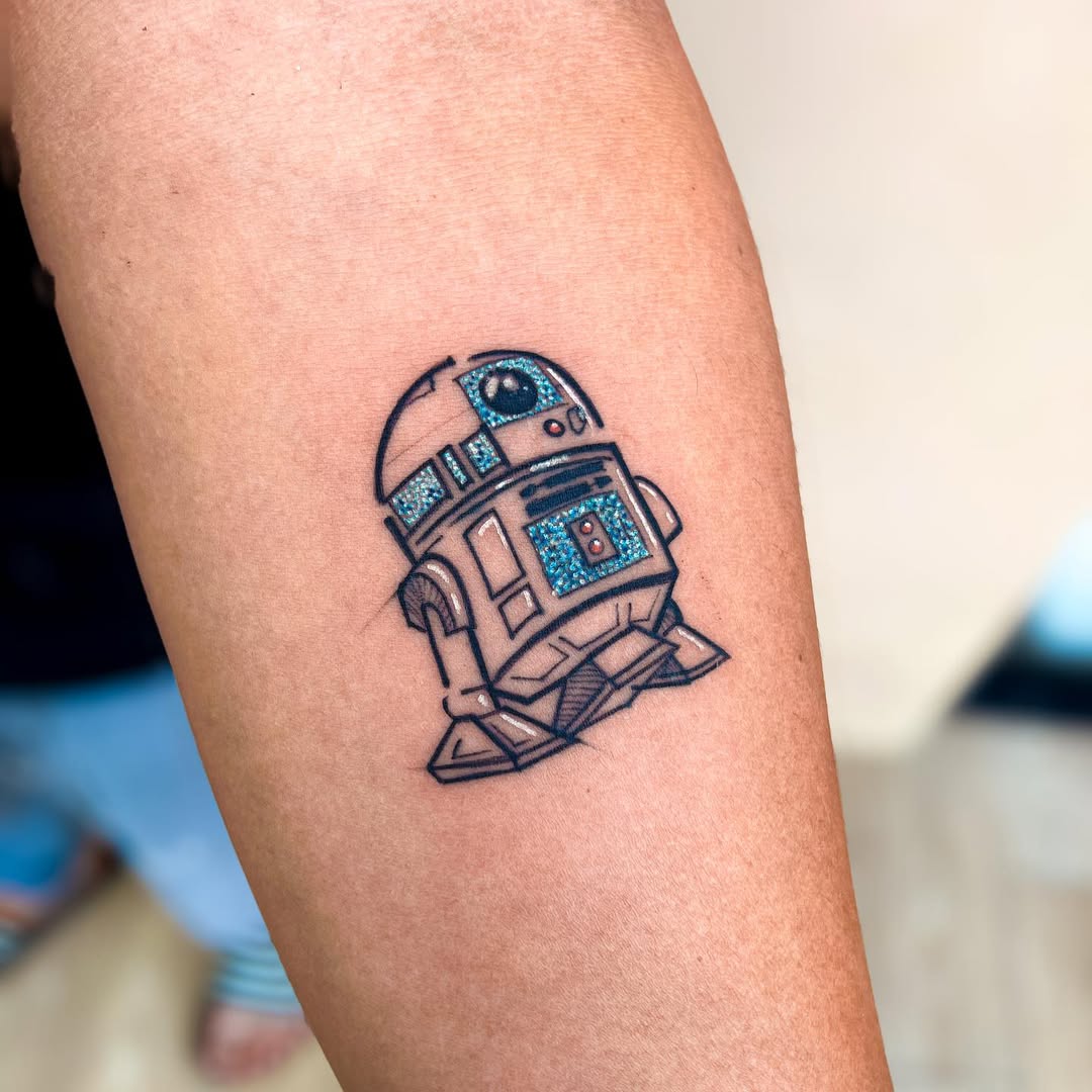 29 Glitter Tattoo Ideas: Sparkle-Forward Ink That Blurs the Line Between Art and Attitude