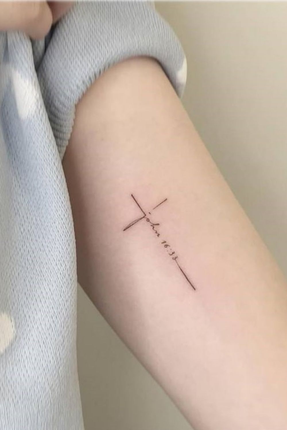 30 Small Cross Tattoo Ideas: Minimal Designs & Meaningful Placement Inspiration