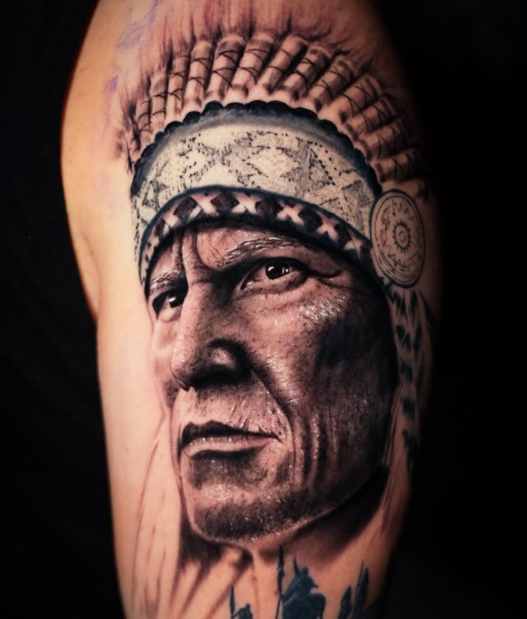 Native American Tattoo Ideas: Wolf, Eagle, Feather, Tribal Art ...