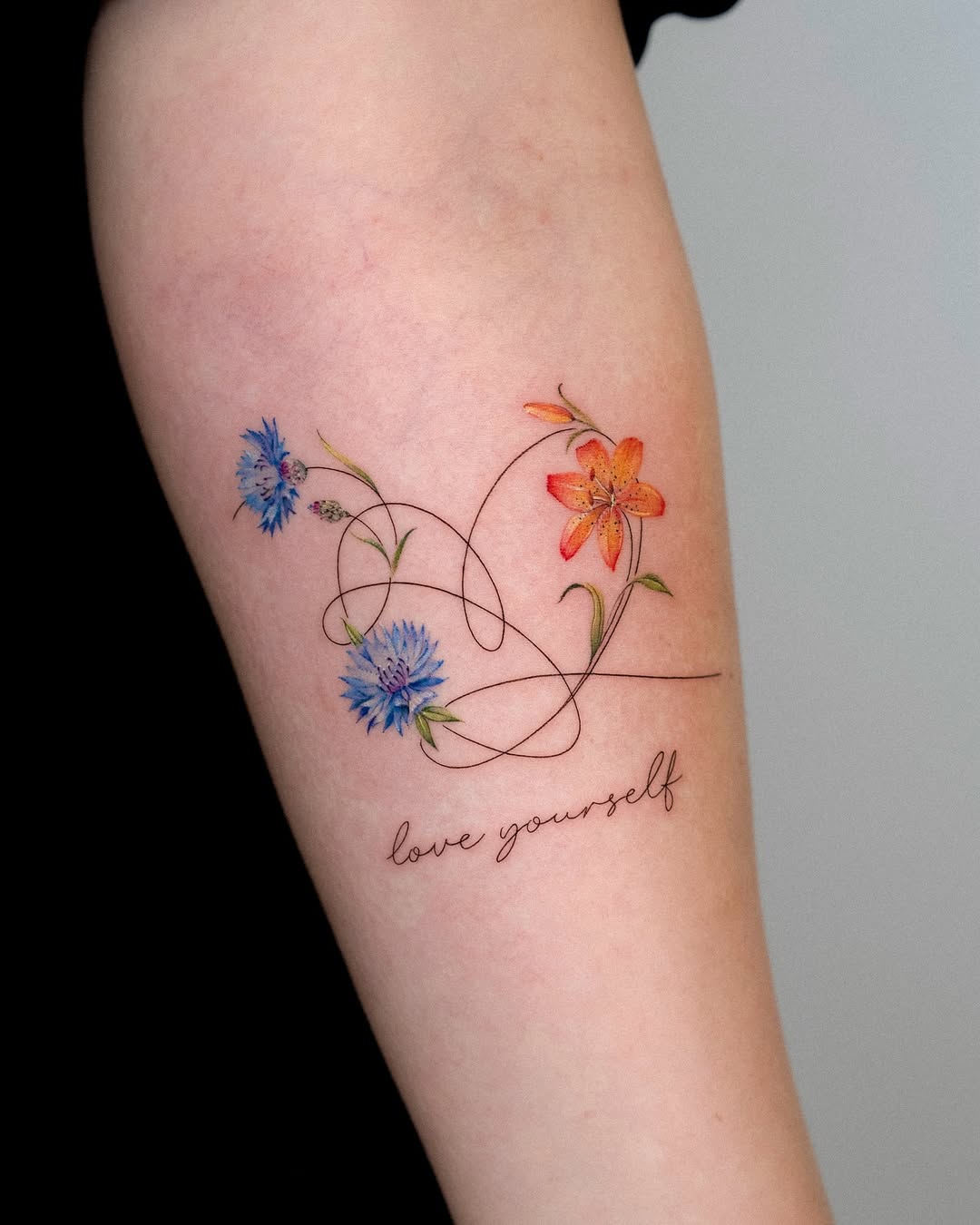 30 Tiger Lily Tattoo Ideas: Bold, Feminine, and Unforgettable Designs