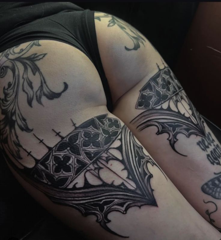 28 Back Of Thigh Tattoo Ideas: Feminine, Bold & Unforgettable Designs For Women