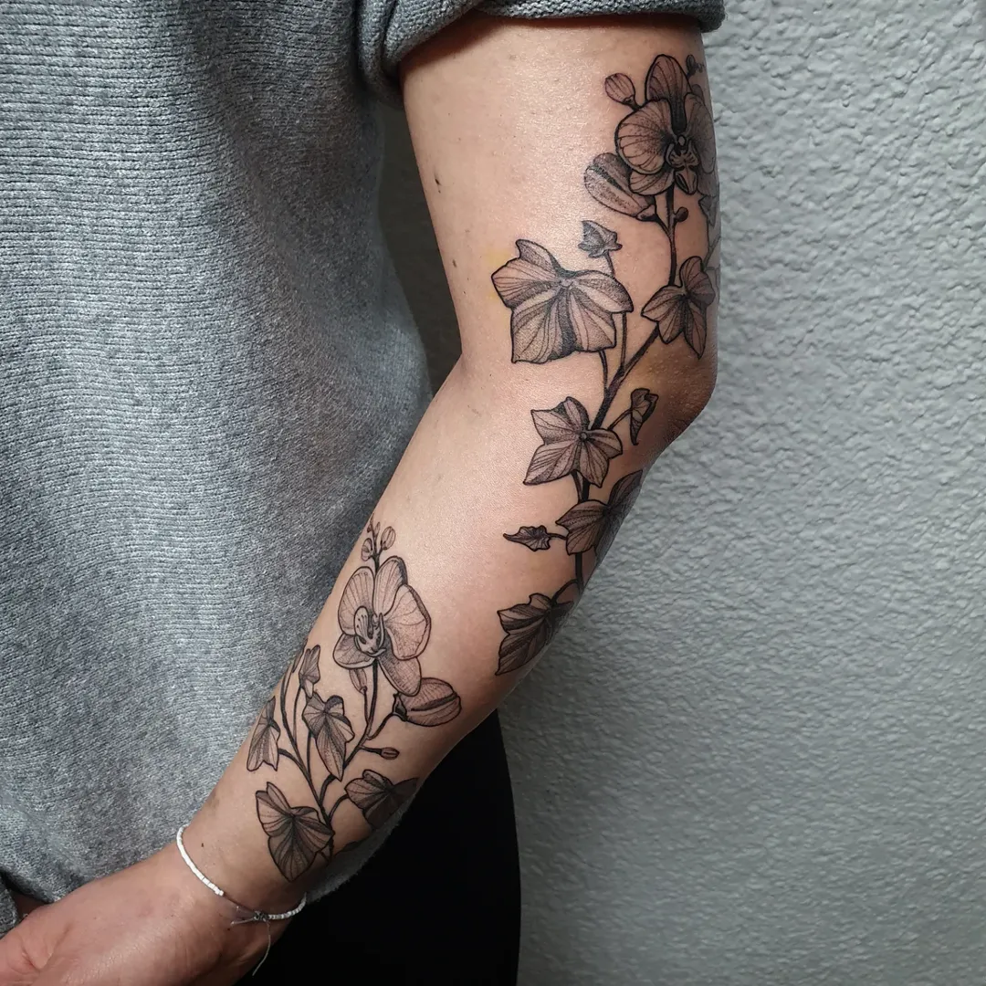 28 Ivy Tattoo Ideas: Elegant Vines, Timeless Meaning, and Modern Style
