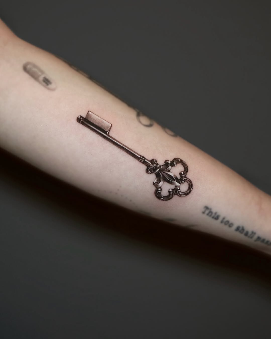 28 Key Tattoo Ideas: From Antique Skeleton Designs to Modern Minimalism