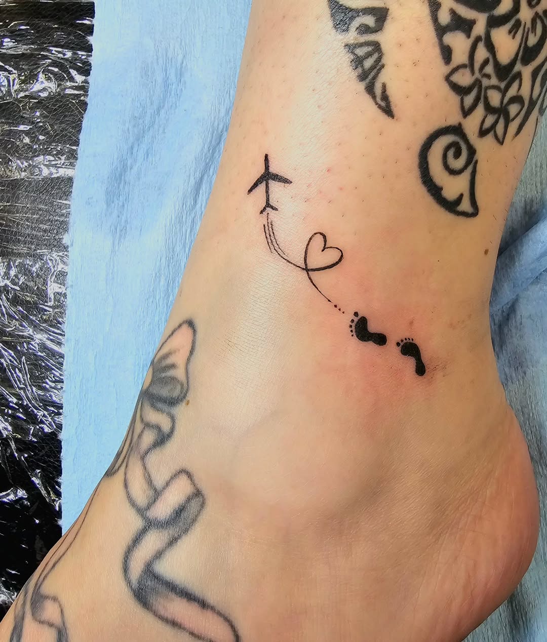 30 Travel Tattoo Ideas: Unique Designs for Women and Men Who Live for Adventure