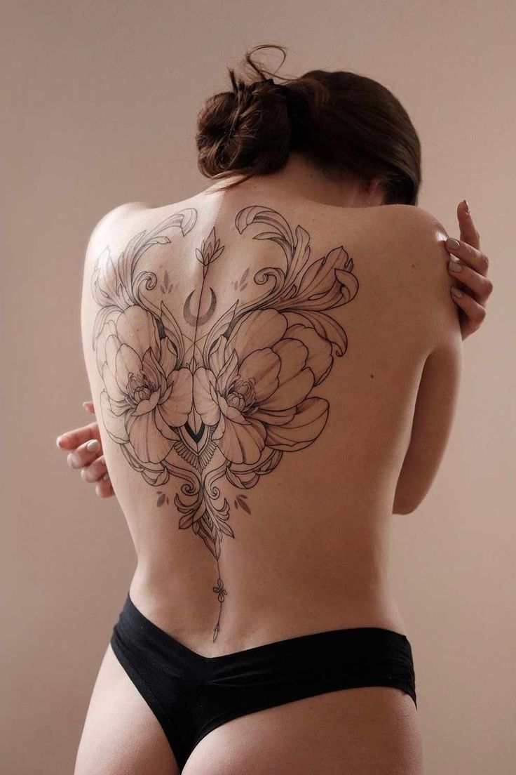 30 Back Tattoo Women: Bold Statements, Fine Line Details, and Meaningful Designs