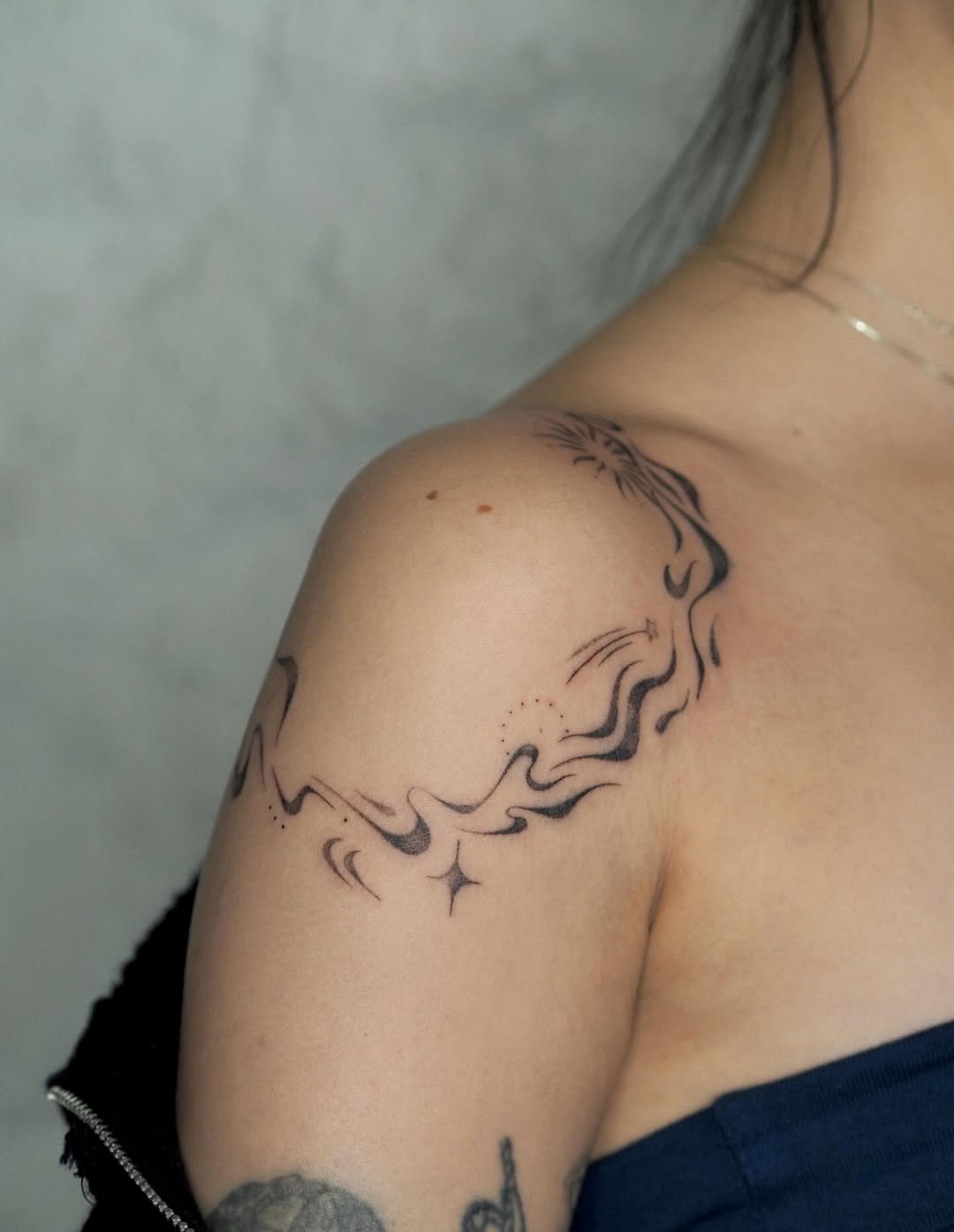 30 Shoulder Tattoo Ideas: From Feminine Florals to Bold Dragon Statements