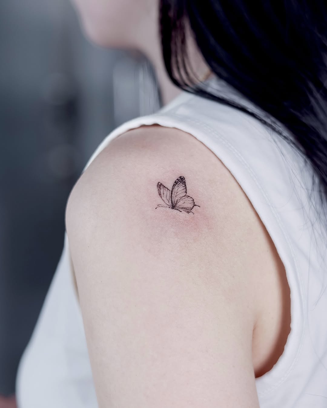 30 Shoulder Tattoo Ideas: From Feminine Florals to Bold Dragon Statements