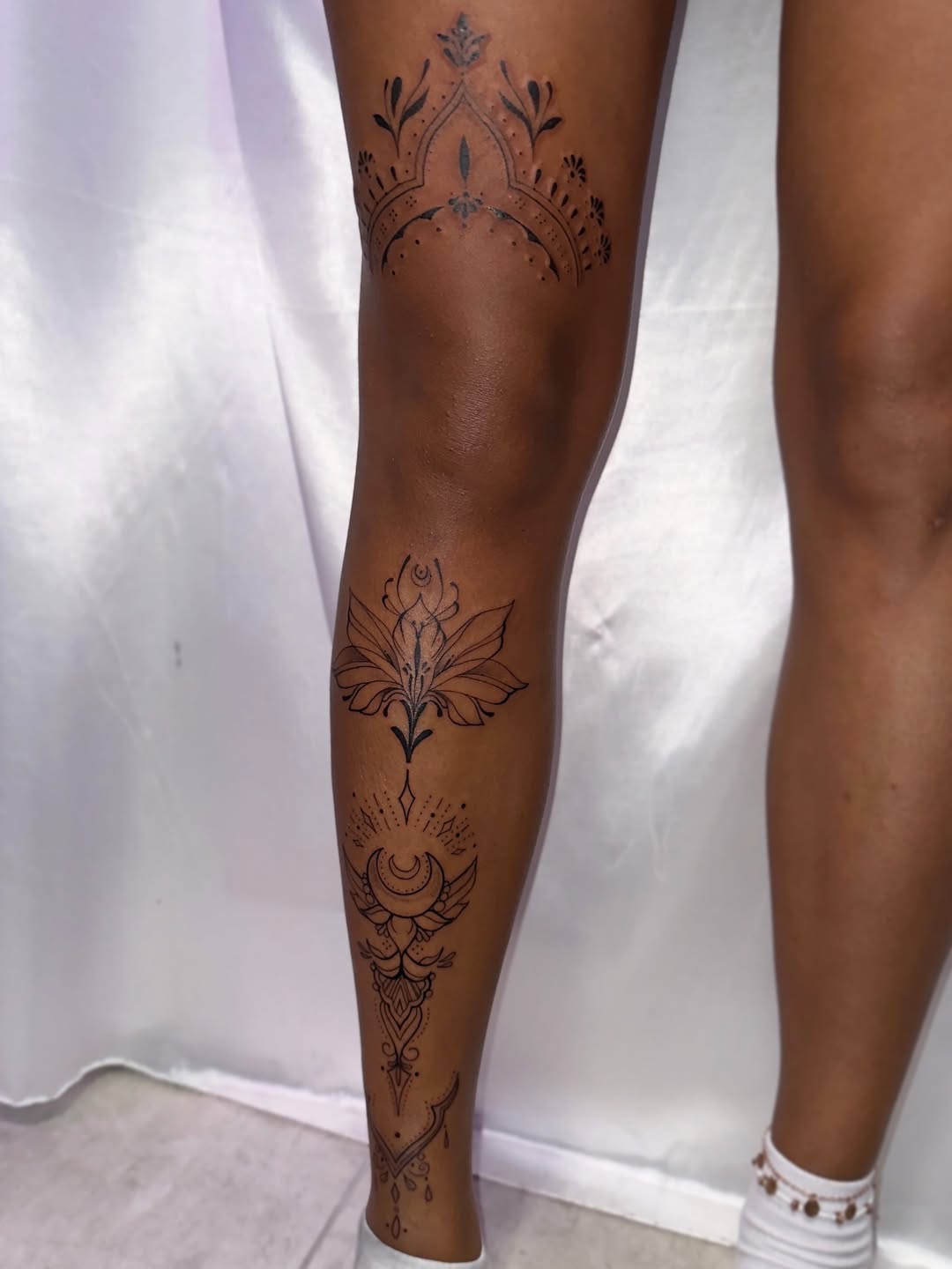 31 Shin Tattoo Ideas: Bold Placement, Refined Detail, and Statement Style