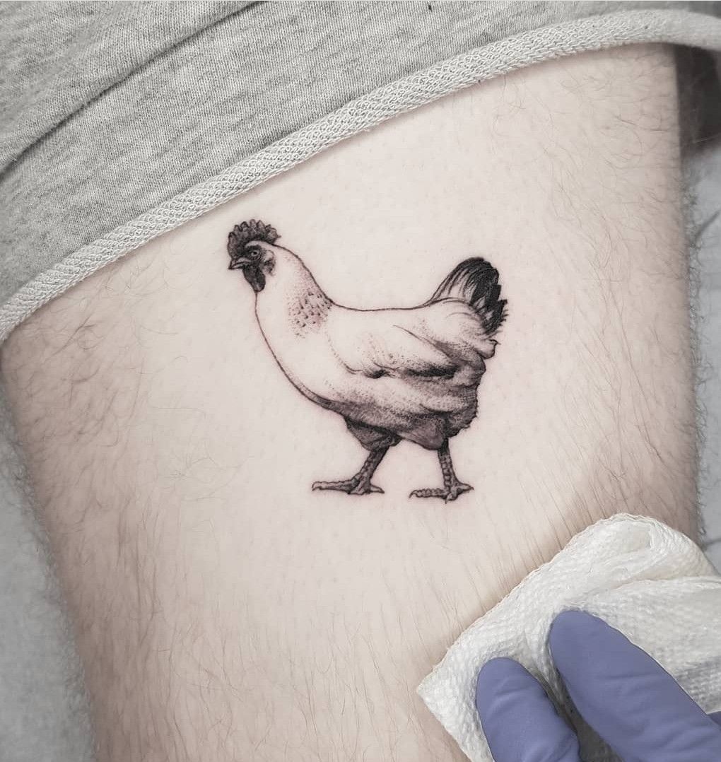 29 Chicken Tattoo Ideas: From Tiny Fine Line Designs to Bold Traditional Statements