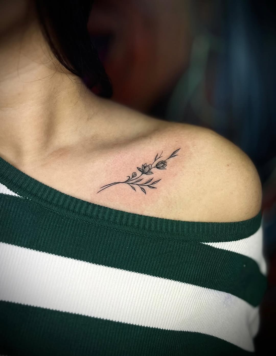 30 CollarBone Tattoo Ideas: Elegant, Meaningful Designs for Women and Men