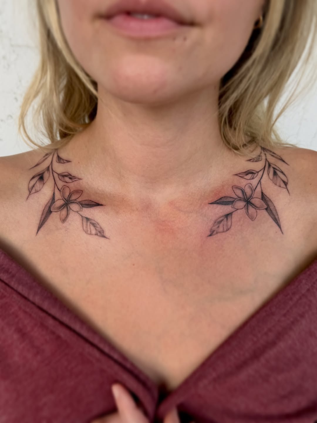 30 CollarBone Tattoo Ideas: Elegant, Meaningful Designs for Women and Men