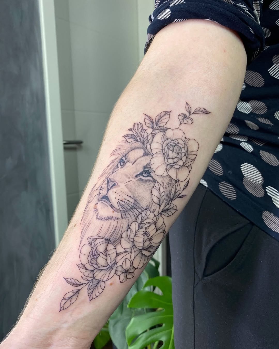 30 Strength Tattoo Ideas: Symbols of Power, Faith, and Feminine Energy