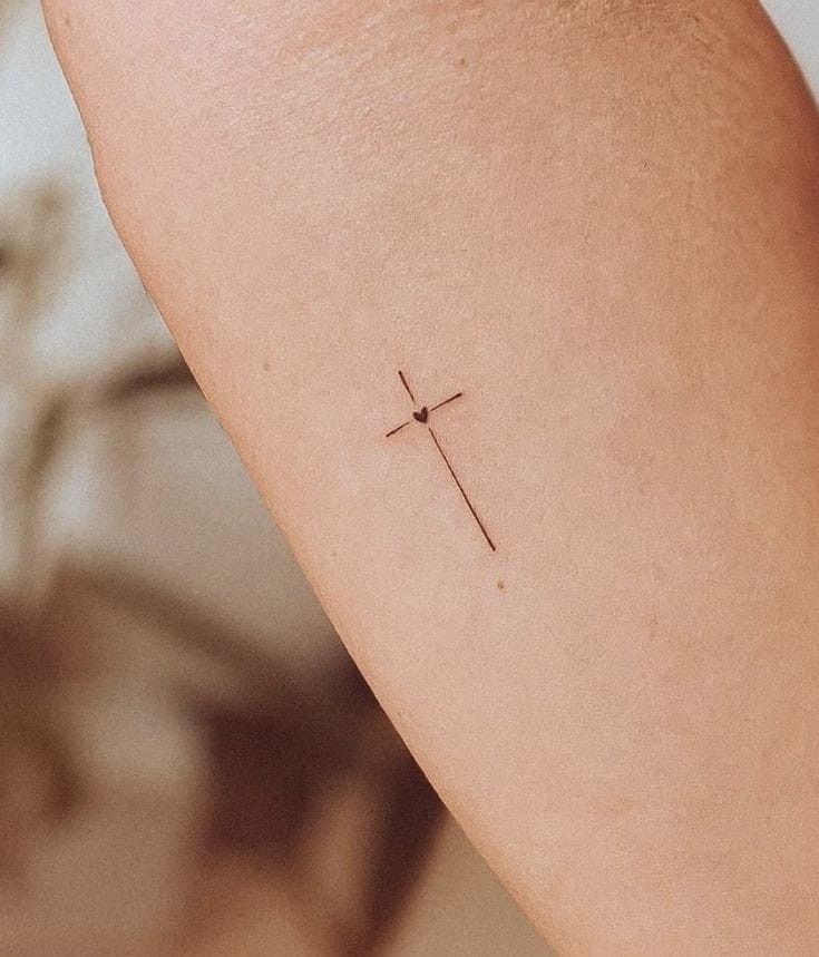30 Small Cross Tattoo Ideas: Minimal Designs & Meaningful Placement Inspiration