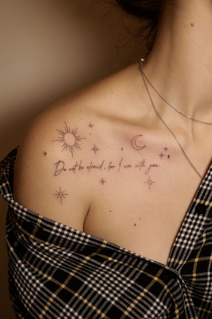 30 CollarBone Tattoo Ideas: Elegant, Meaningful Designs for Women and Men