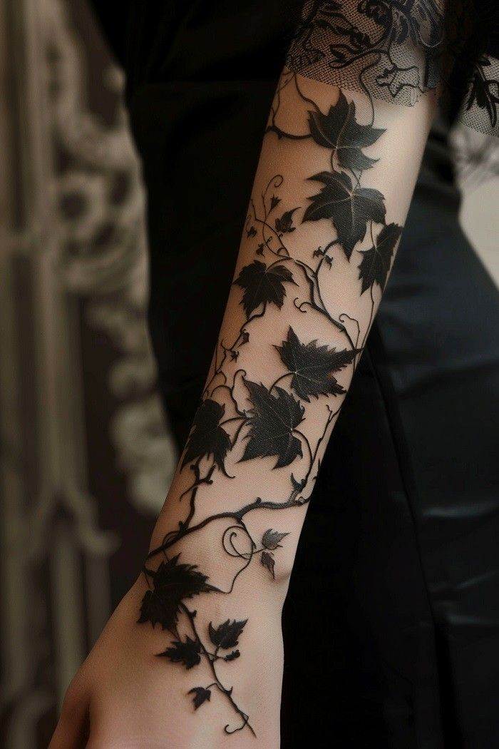 28 Ivy Tattoo Ideas: Elegant Vines, Timeless Meaning, and Modern Style