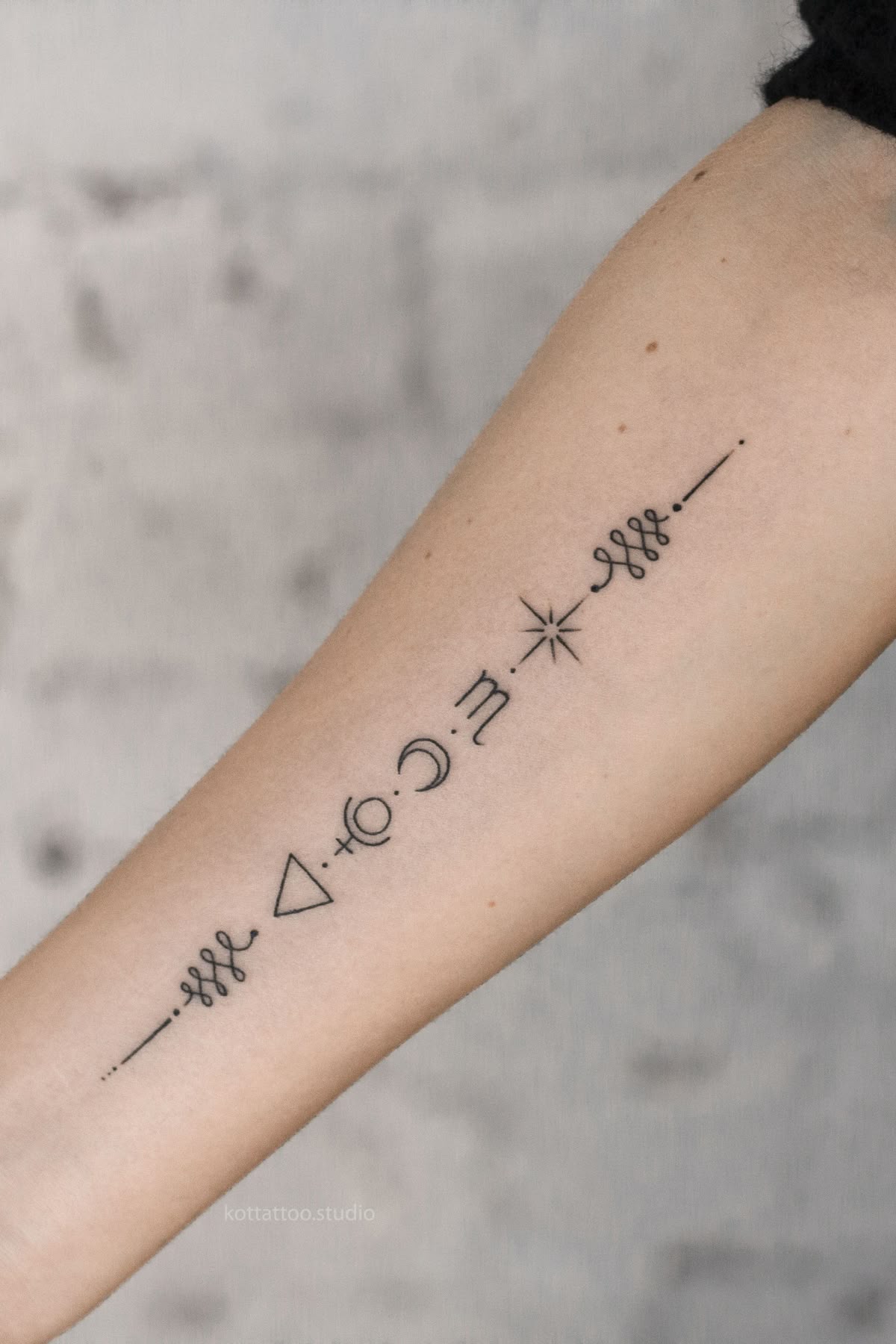 30 Strength Tattoo Ideas: Symbols of Power, Faith, and Feminine Energy