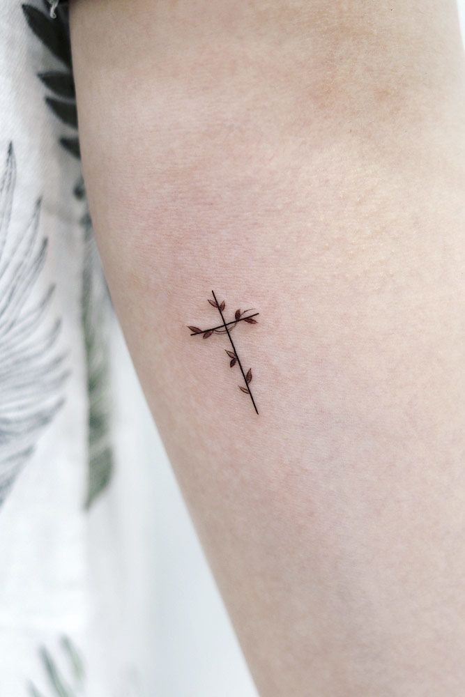 30 Small Cross Tattoo Ideas: Minimal Designs & Meaningful Placement Inspiration