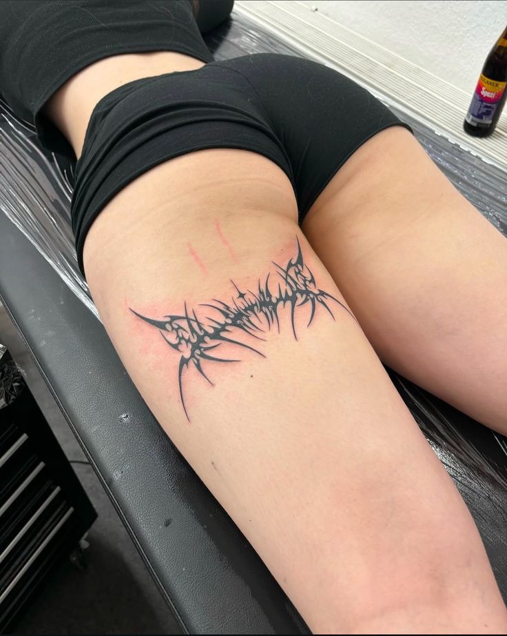 28 Back Of Thigh Tattoo Ideas: Feminine, Bold & Unforgettable Designs For Women