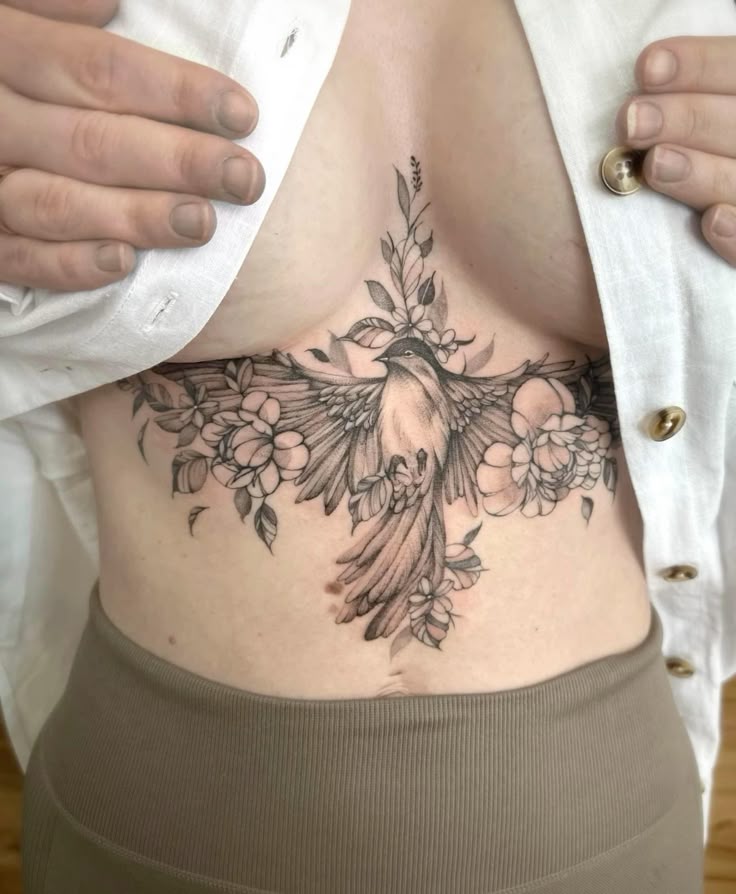 28 Tattoo for Girls: Meaningful Ideas, Aesthetic Designs & Styling Inspiration