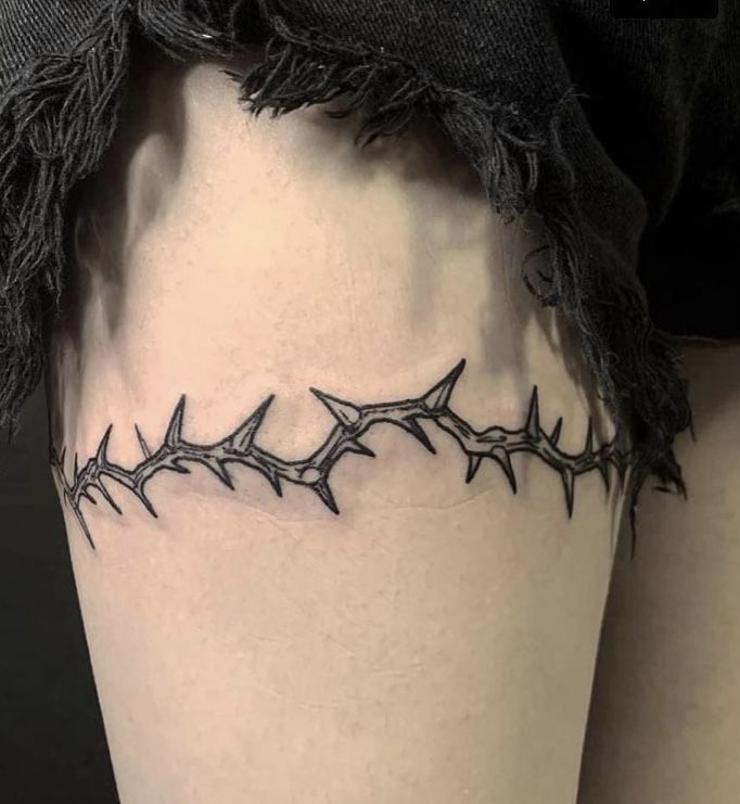 29 Thorn Tattoo Ideas: Bold, Symbolic Designs With Edge