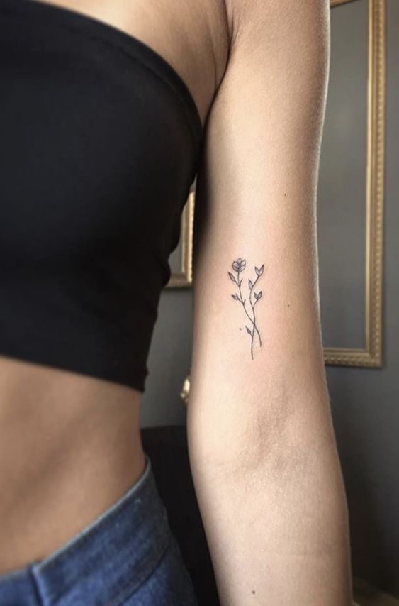 30 Small Flower Tattoo Ideas: Elegant Designs That Never Go Out of Style