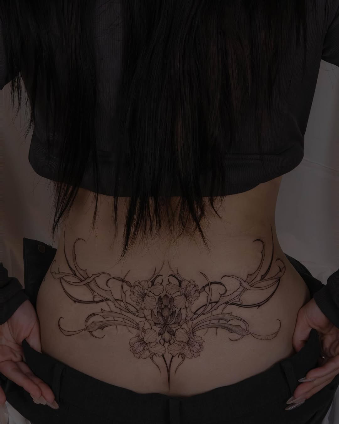 29 Lower Back Tattoo Ideas: Elegant, Bold, and Modern Designs for Women