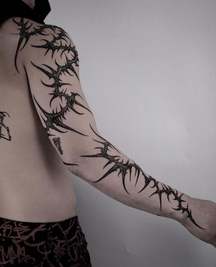 29 Thorn Tattoo Ideas: Bold, Symbolic Designs With Edge