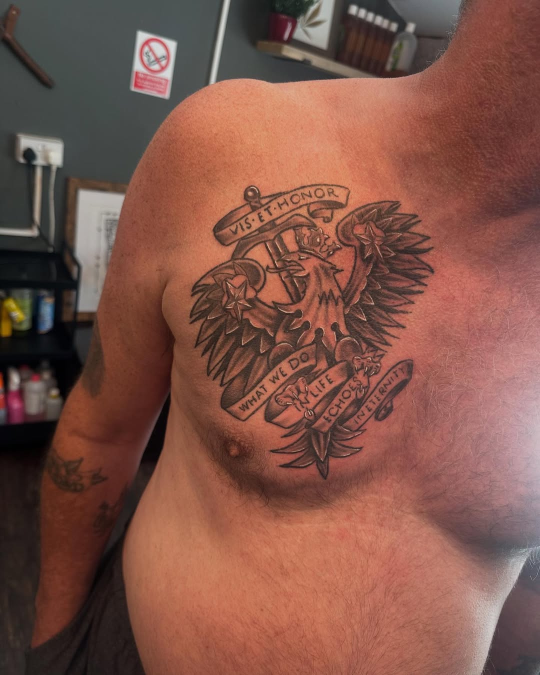 29 Chest Tattoo Men 2026 &mdash; Bold Ideas, Meaningful Symbols, and Modern Styles