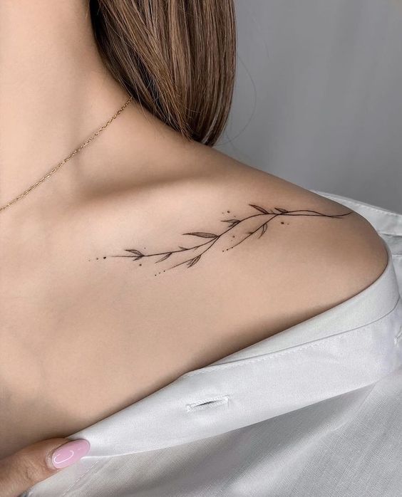 28 Tattoo for Girls: Meaningful Ideas, Aesthetic Designs & Styling Inspiration