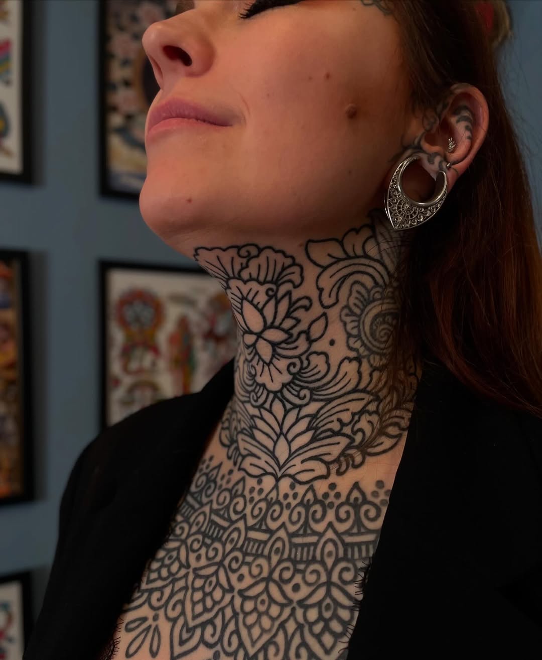 30 Neck Tattoo Women: Stylish, Subtle and Bold Ideas for Modern Ink