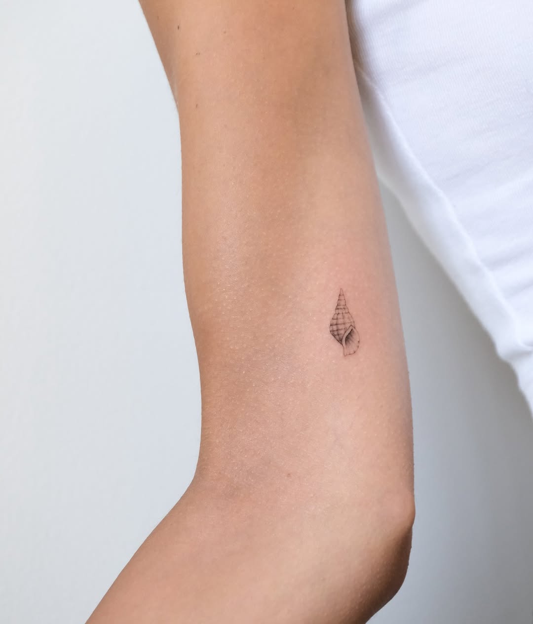 30 Tiny Tattoo Ideas 2026: Minimal Ink With Maximum Meaning