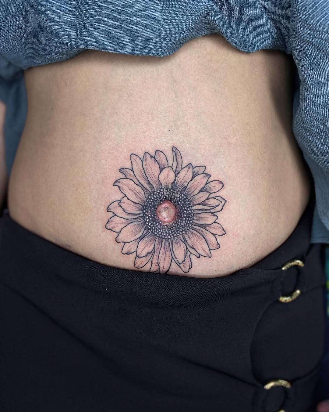 28 Belly Button Tattoo Ideas 2026: Feminine, Dainty & Bold Designs for Women