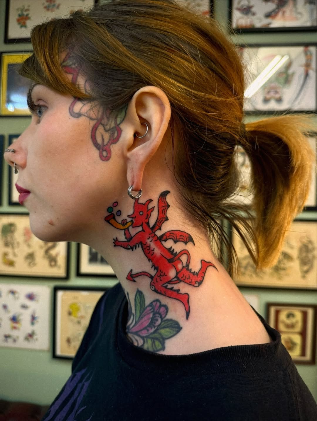 30 Neck Tattoo Women: Stylish, Subtle and Bold Ideas for Modern Ink